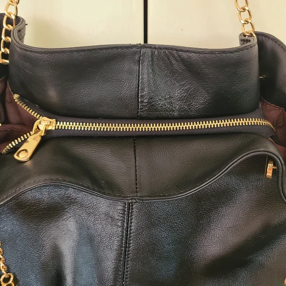 Jose Hess Signature Leather Hobo Bag – Black with Gold Hardware - Picture 5 of 12